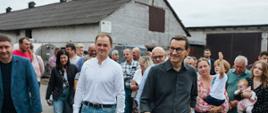 Premier Mateusz Morawiecki podczas spotkania z rolnikami w miejscowości Dęby.