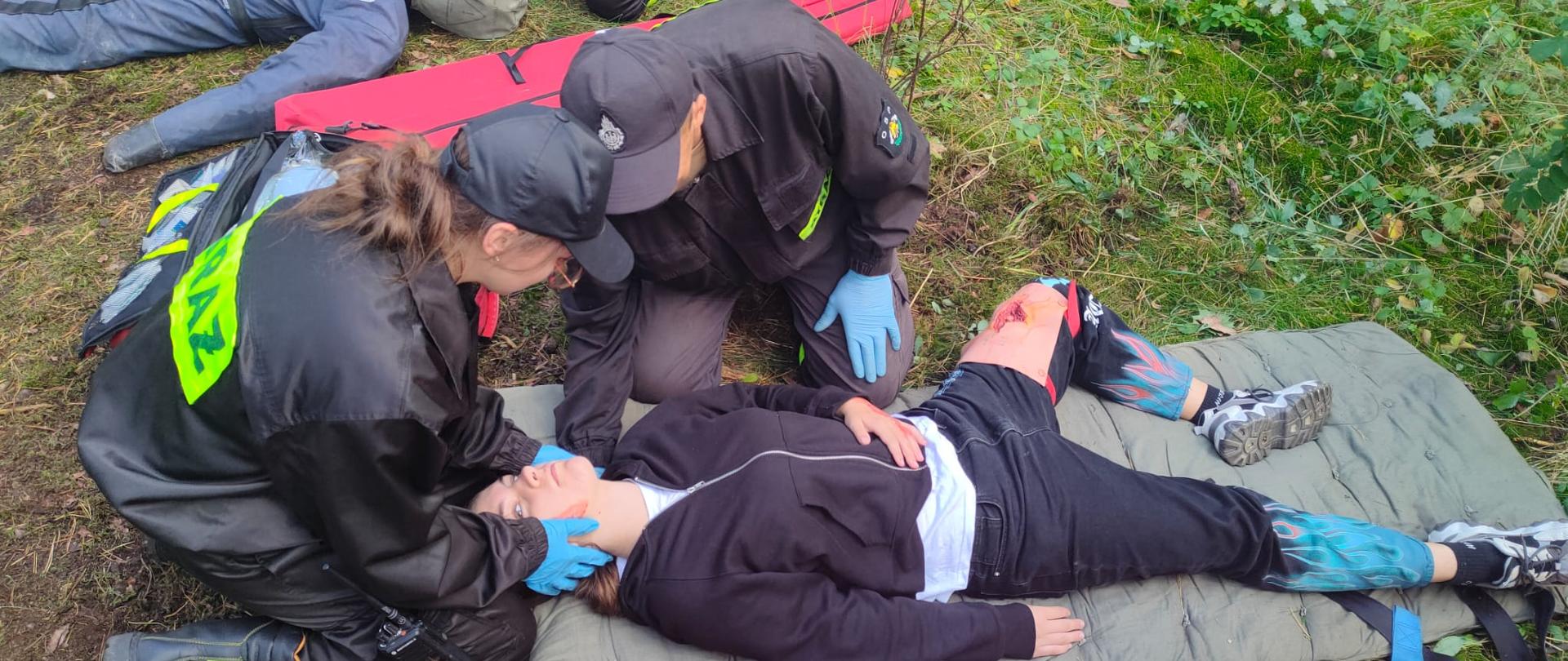 opatrywanie obrażeń