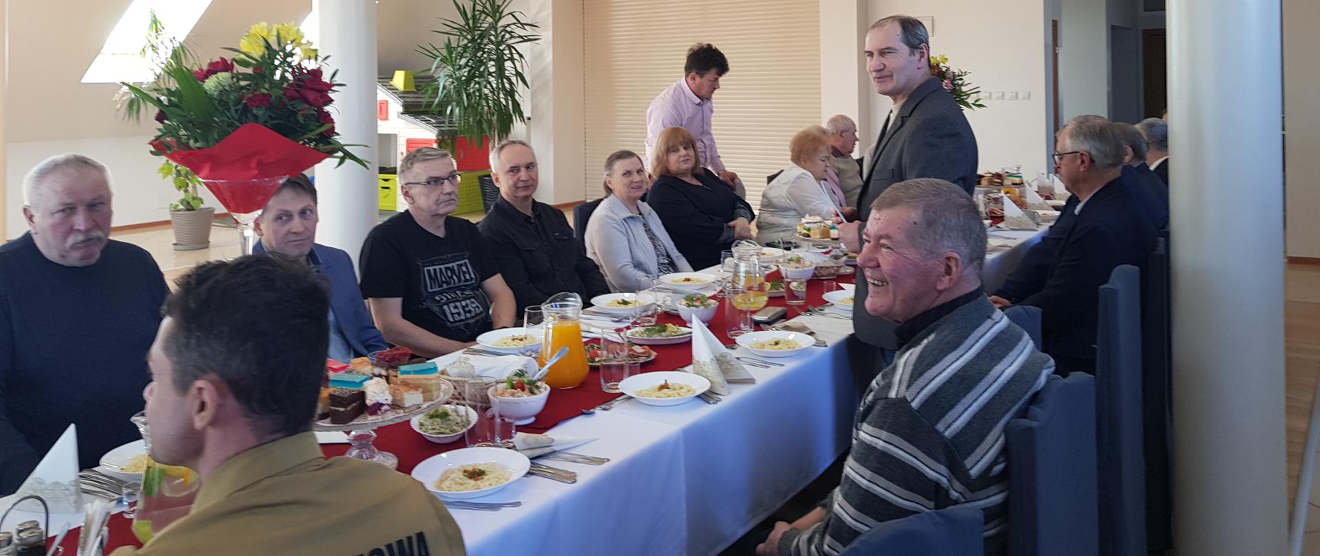 Spotkanie sprawozdawczo-noworoczne Zarządu i członków koła nr 1 Związku Emerytów i Rencistów Pożarnictwa RP w Kazimierzy Wielkiej-powiat kazimierski