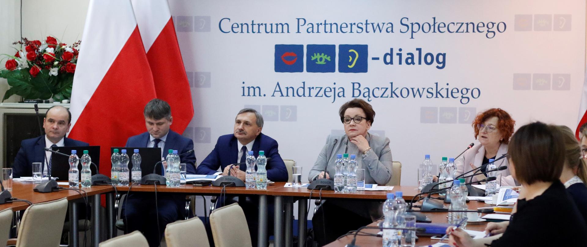 Posiedzenie Rady Dialogu Społecznego z udziałem członków kierownictwa MEN 