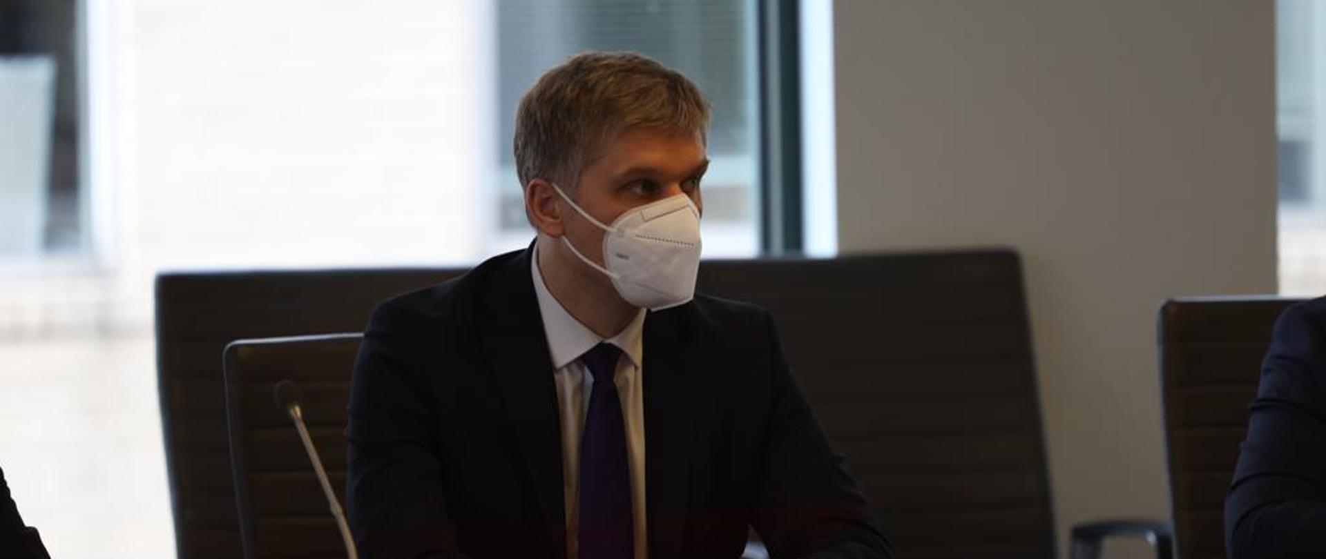 Minister of Economic Development Technology Piotr Nowak in Nuclear Energy Institute in Washington D.C.