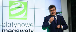 Wiceminister energii Grzegorz Tobiszowski na rozdaniu "Platynowych Megawatów"