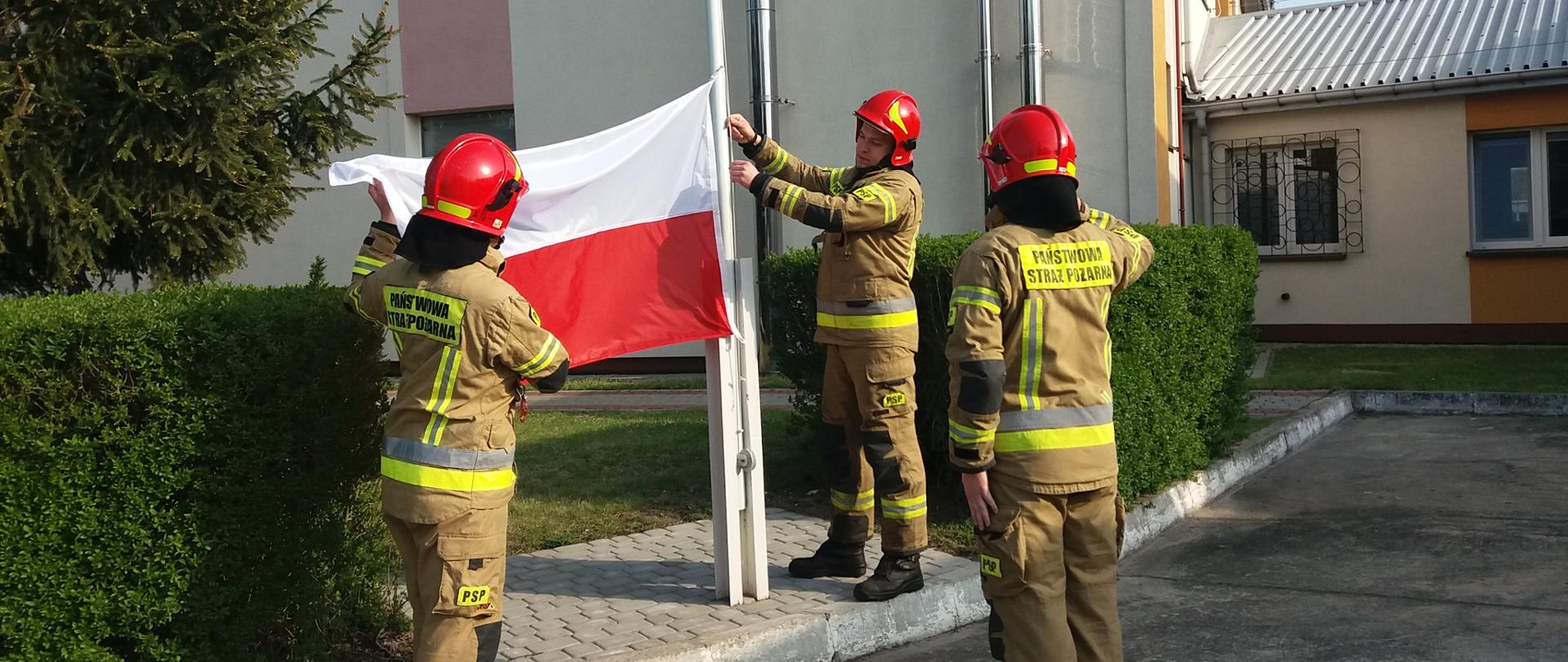 DZIEŃ FLAGI W KP PSP GOSTYNIN