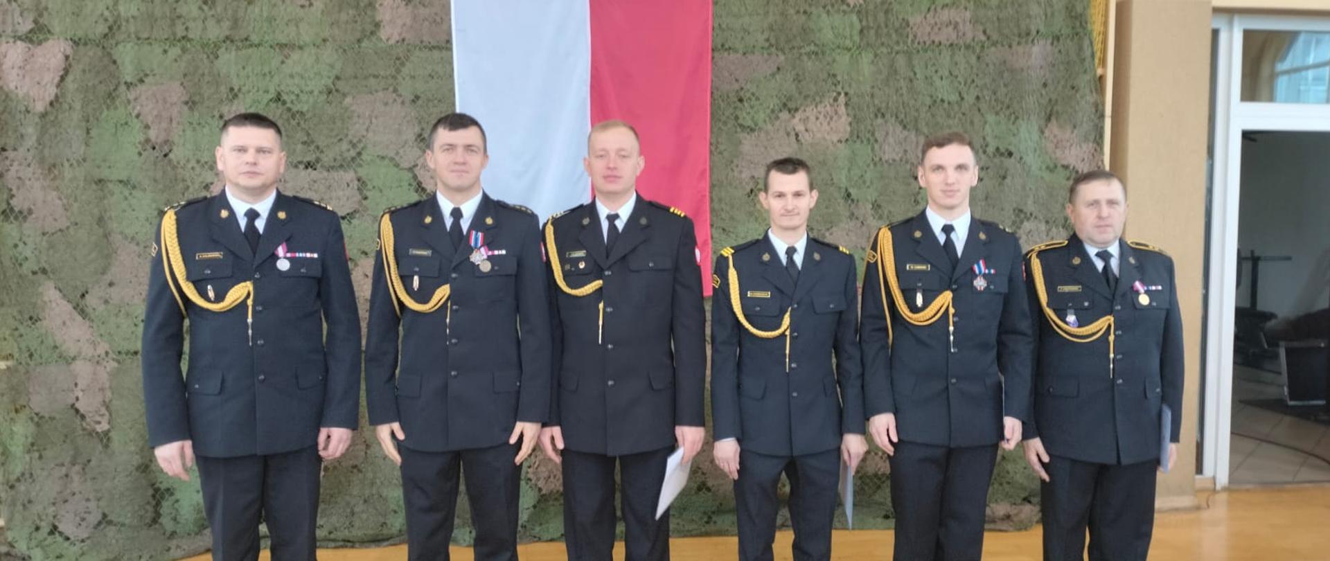 Uroczysta zbiórka z okazji 107 rocznicy odzyskania przez Polskę Niepodległości