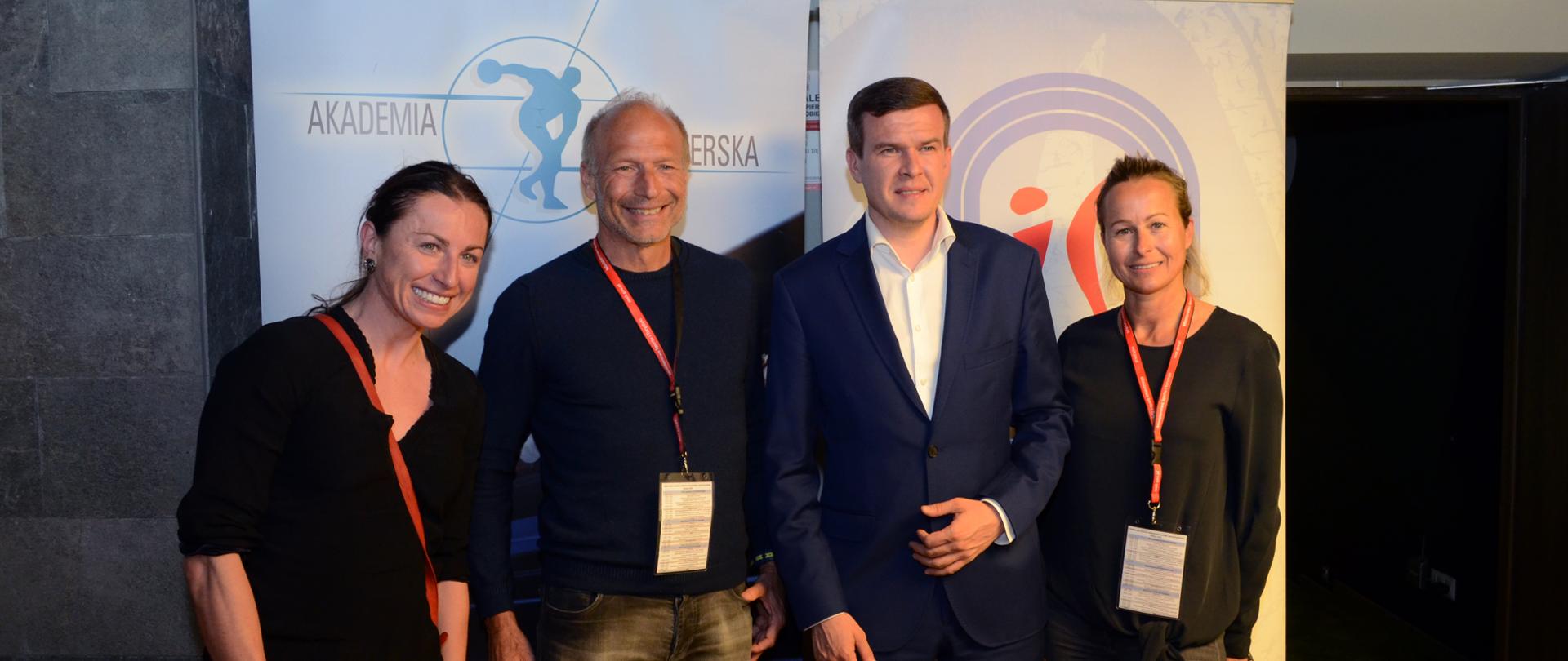 4 Konferencja trenerów szkolenia olimpijskiego i paraolimpijskiego - Pekin 2022