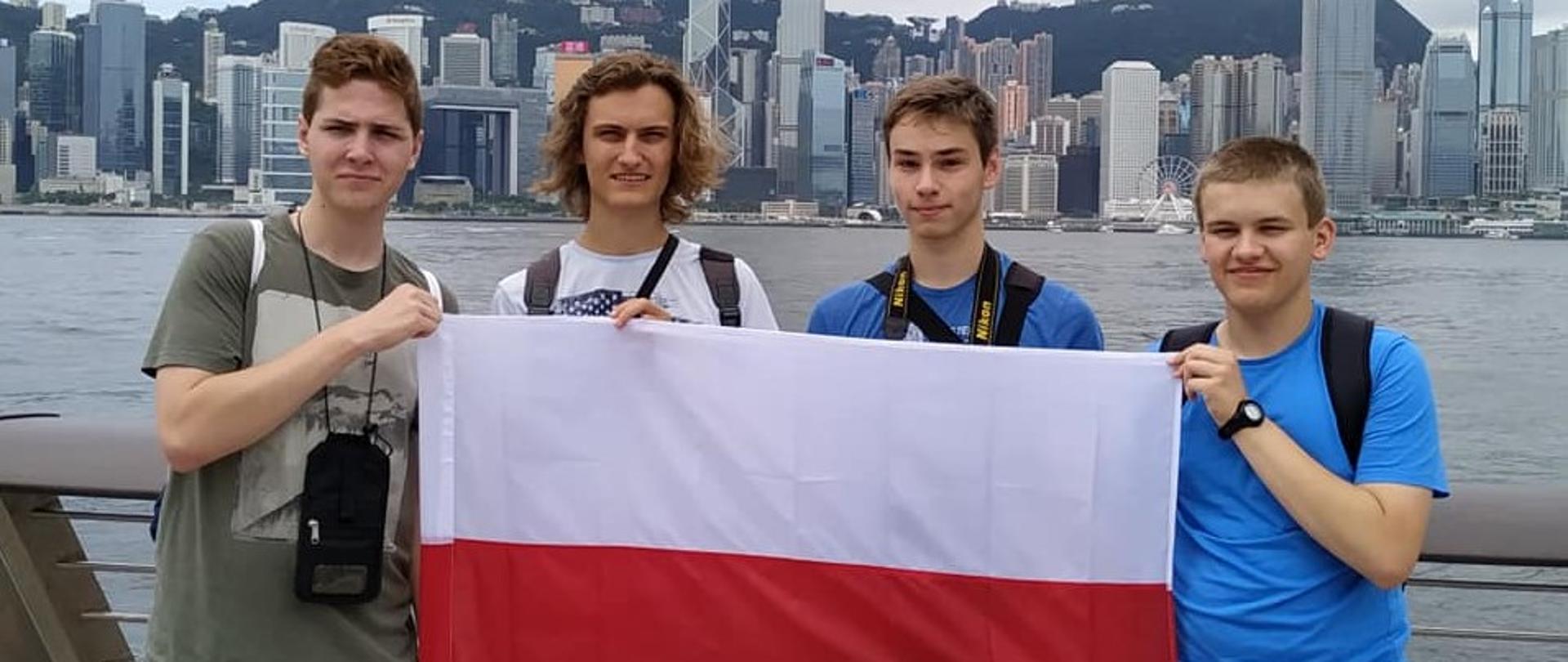 Międzynarodowe sukcesy polskich uczniów. Polscy uczniowie na XVI Międzynarodowej Olimpiadzie Geograficznej w Hongkongu. 