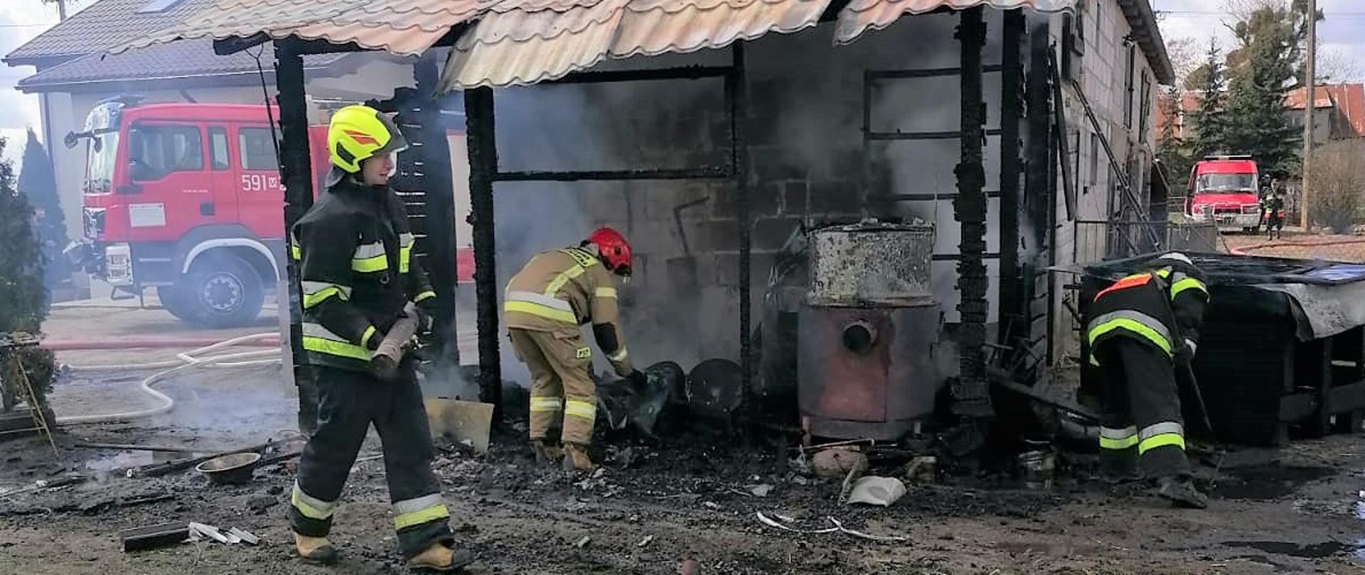 Pożar budynku wędzarni w miejscowości Dobrzankowo