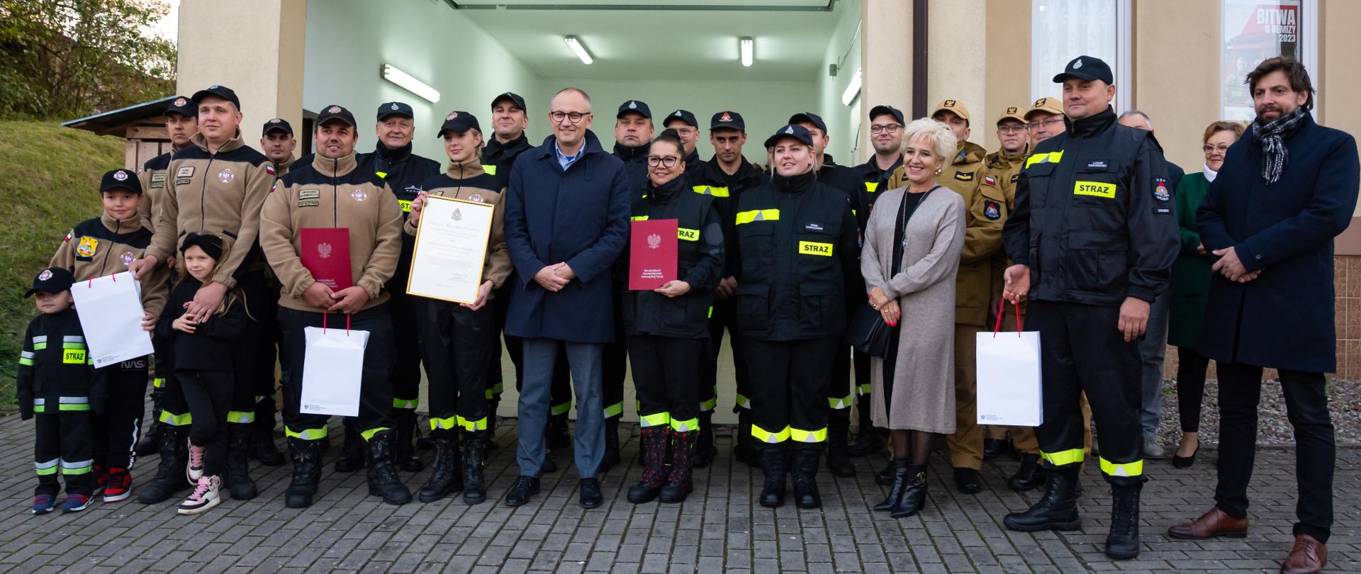 Zbiórka druhów OSP z terenu powiatu ełckiego z udziałem Wiceministra MSWiA oraz Warmińsko-Mazurskiego Komendanta Wojewódzkiego PSP
