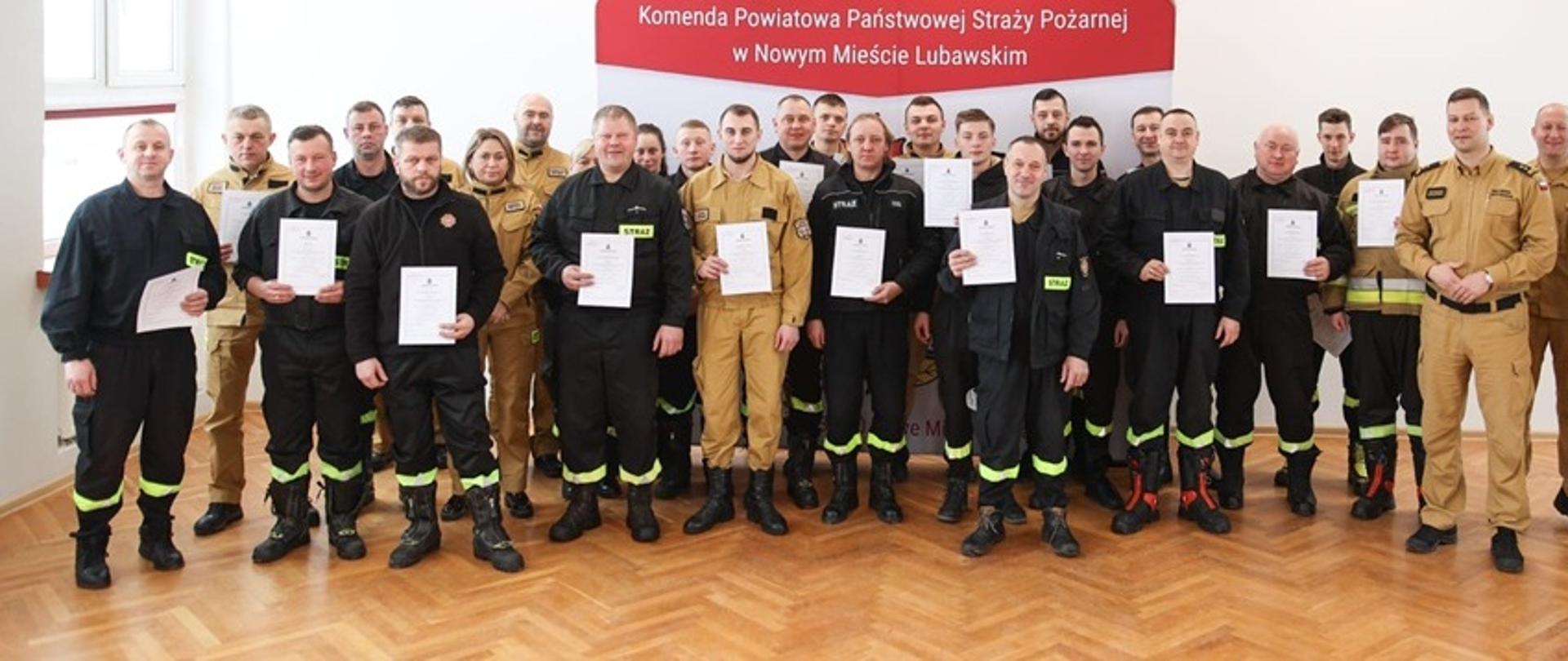 Zakończenie kursu kierujących działaniem ratowniczym dla druhów Ochotniczych Straży Pożarnych