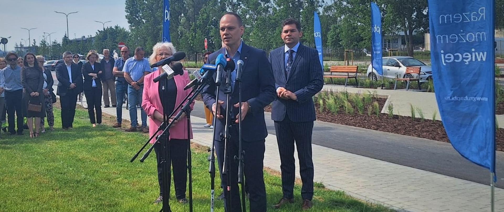 Bezpieczne i wygodne drogi lokalne z rządowym wsparciem