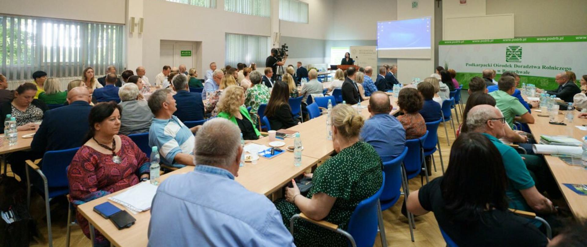 Uczestnicy konferencji w Boguchwale