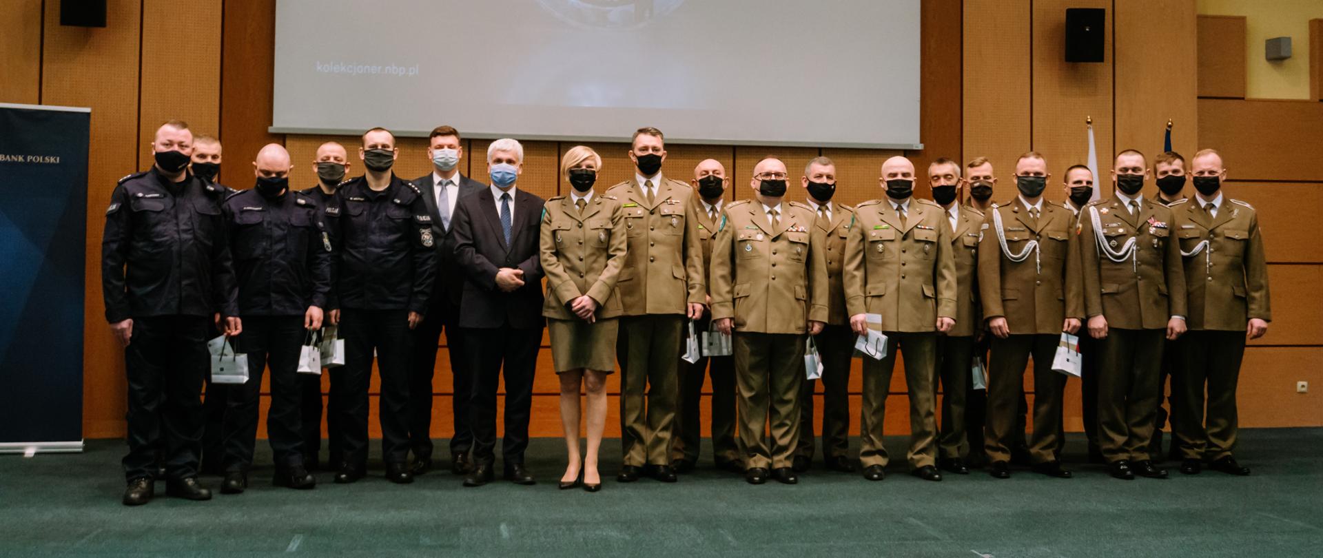 Uroczyste wręczenie monety okolicznościowej "Ochrona polskiej granicy wschodniej"