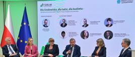 Spotkanie w siedzibie NFOŚiGW w ramach IV Forum Energia-Efekt-Środowisko zdjęcie grupowe