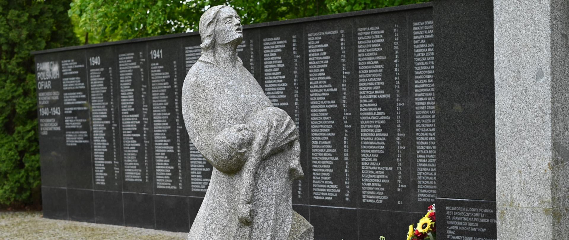 Pomnik upamiętniający ofiary niemieckiego obozu zlokalizowanego w Konstantynowie Łódzkim w latach 1940-1943 