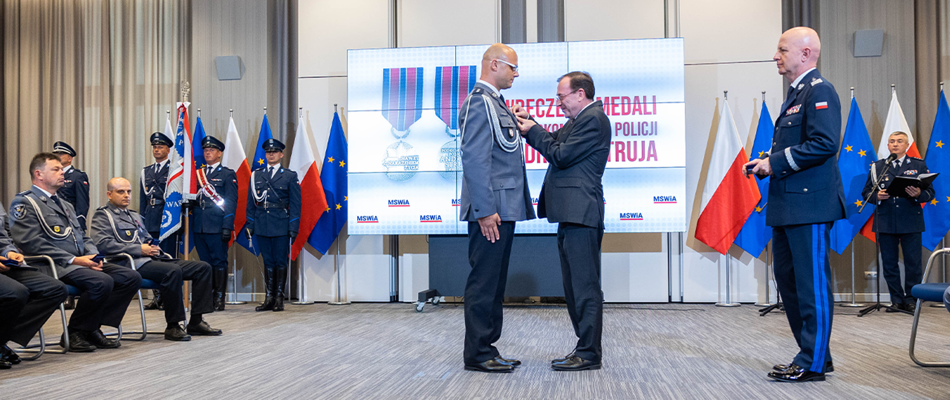 Wręczenie Medali podkomisarza Policji Andrzeja Struja