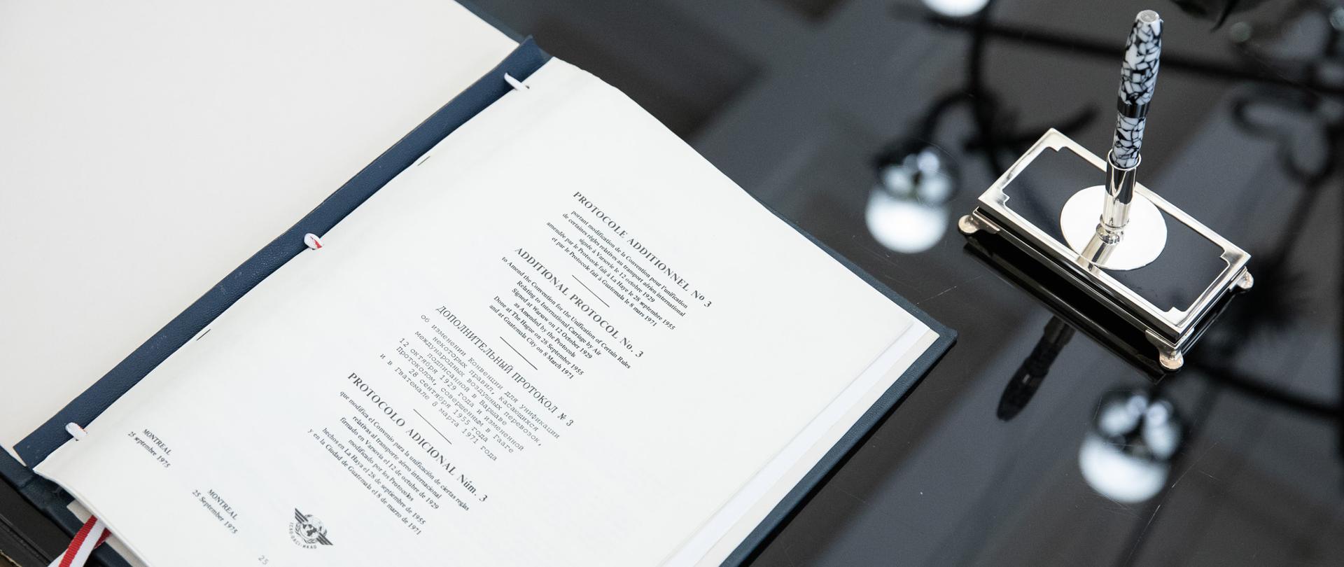 2021.04.14 Warszawa . Minister Piotr Wawrzyk . Podpisanie przez Ambasadora Peru Protokolu nr 3 do Konwencji Warszawskiej .Fot. Tymon Markowski / MSZ