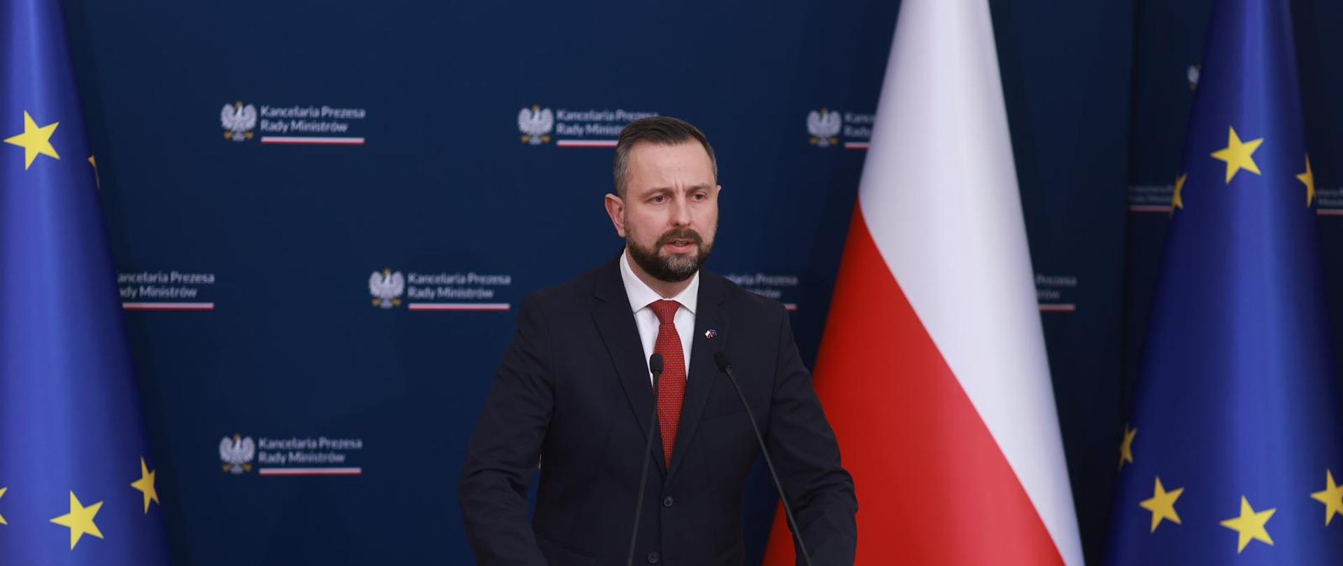 Wiceprezes Rady Ministrów, Minister Obrony Narodowej - Władysław Kosiniak-Kamysz podczas konferencji prasowej.
