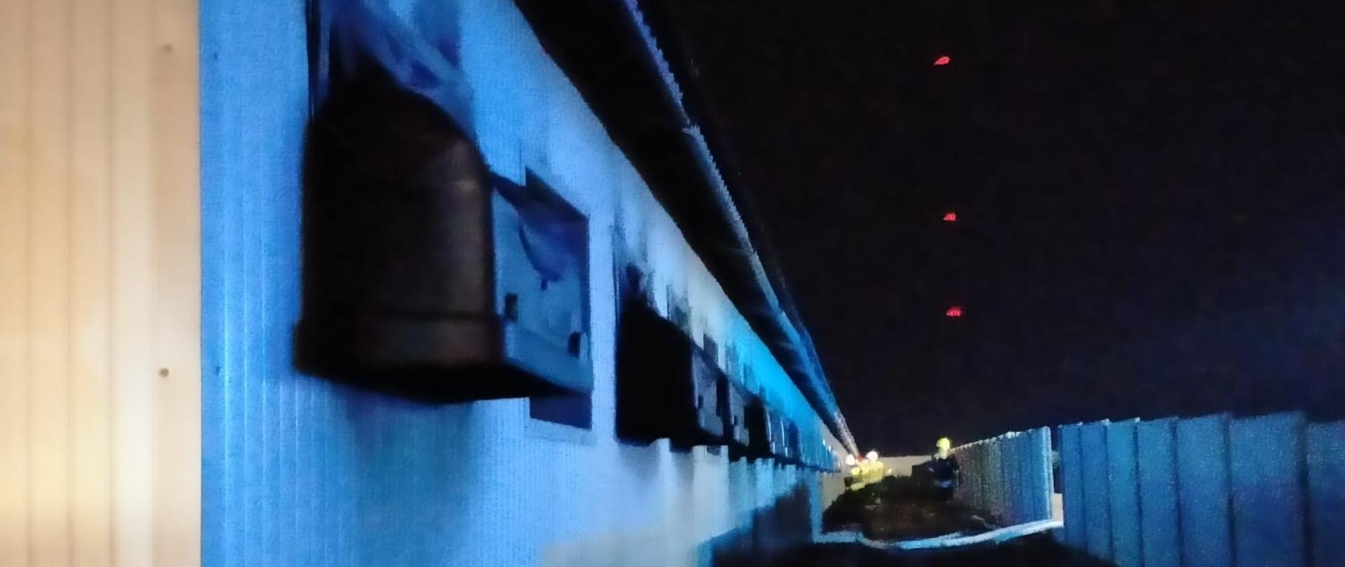 W środku budynku znajdowało się 1600 sztuk tuczników