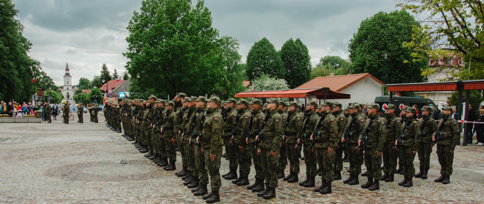Ponad 70 podlaskich terytorialsów złożyło przysięgę w Supraślu