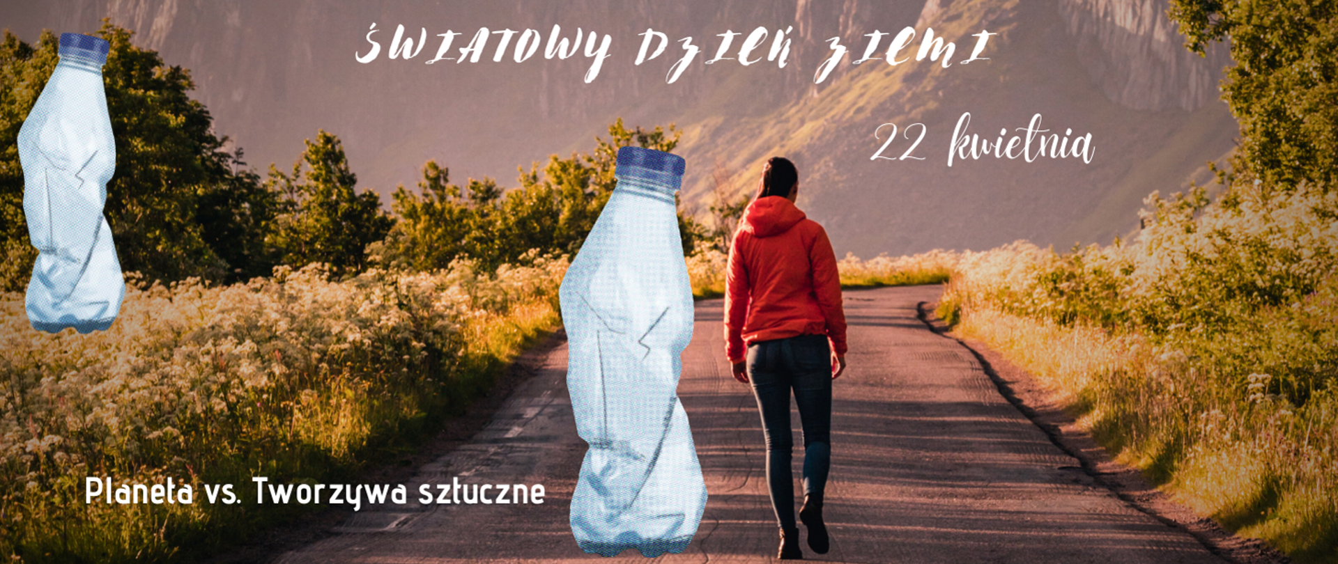 Kobieta idzie drogą, a obok niej jest ogromna plastikowa butelka