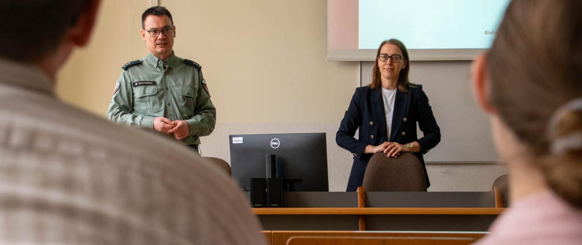 Przedstawiciele podlaskiej KAS na spotkaniu ze studentami