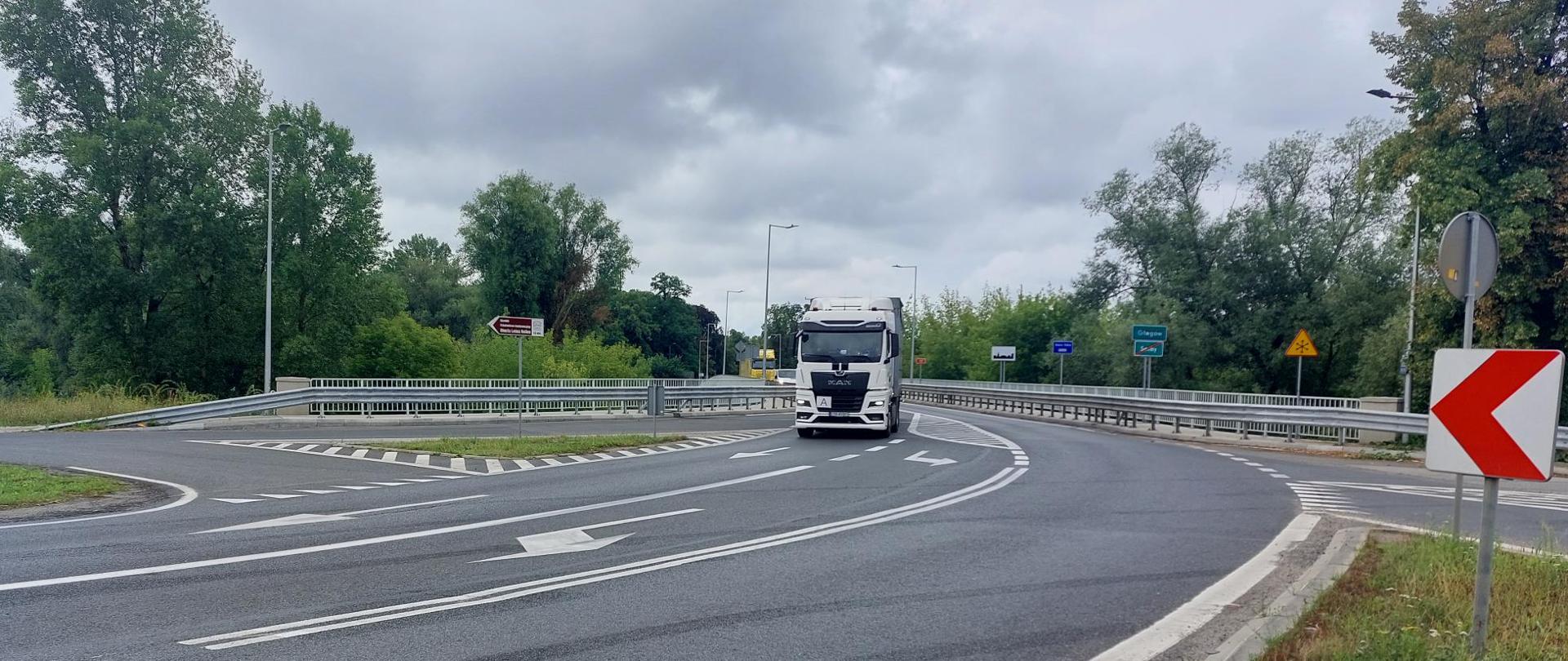 most nad Starą Odrą w Głogowie w ciągu DK12 fot. GDDKIA