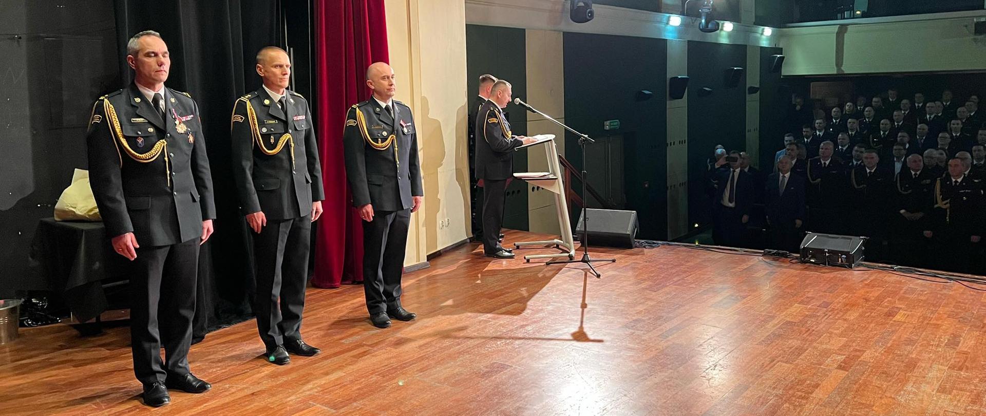 Narada_roczna_i_pozegnanie_komendanta_powiatowego_psp_w_miechowie