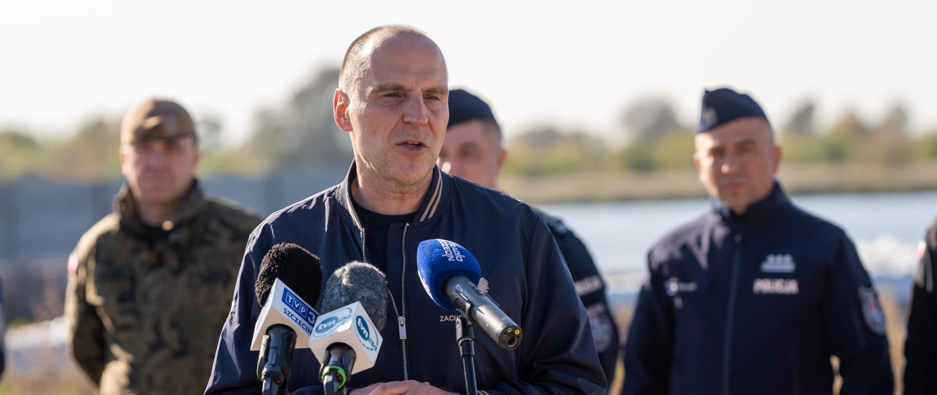 konferencja prasowa wojewody 