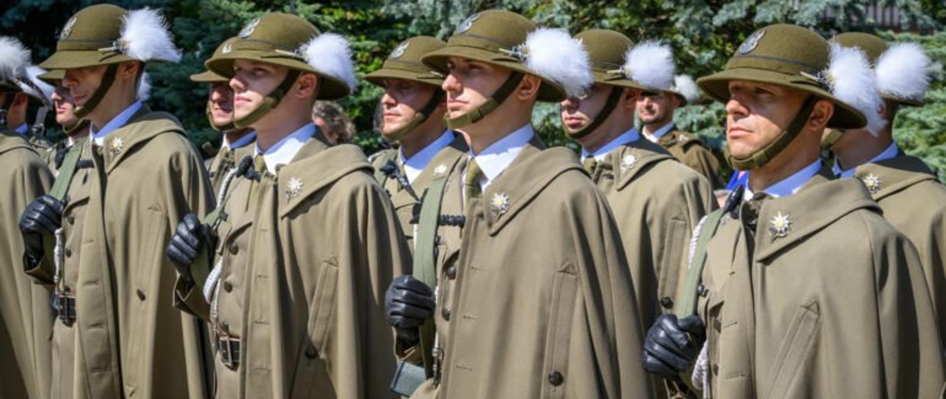 Zdjęcie przedstawia żołnierzy 21 Brygady Strzelców Podhalańskich