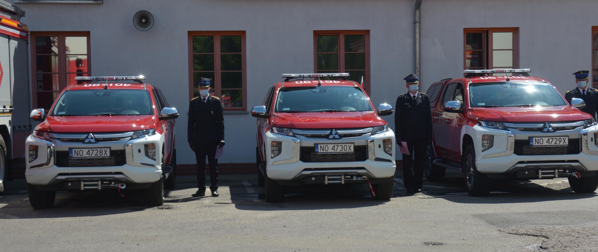 Lekkie samochody rozpoznawczo - ratownicze 