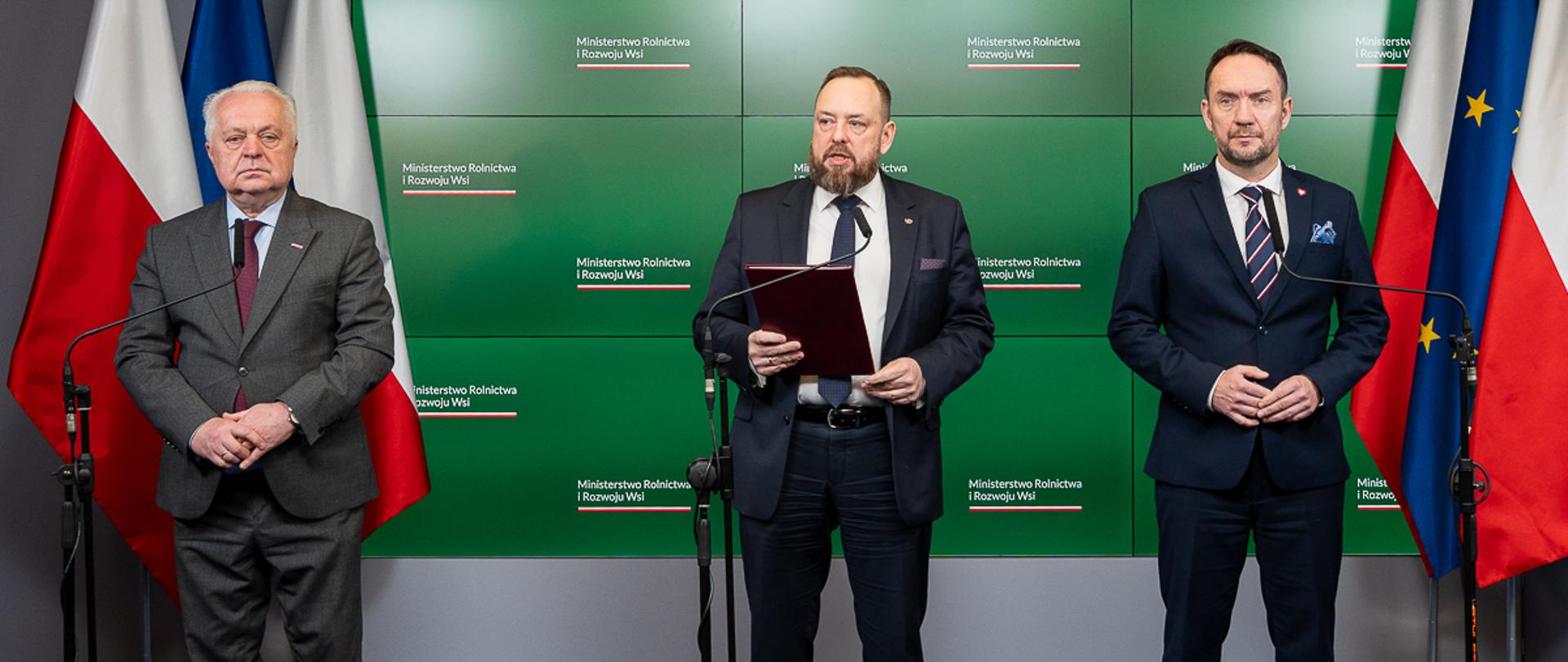 Uczestnicy konferencji prasowej