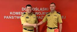 Dolnośląski Komendant Wojewódzki PSP we Wrocławiu nadbryg. Marek Hajduk wraz z p.o. Zastępcy Komendanta Powiatowego PSP w Lwówku Śląskim mł. kpt. Grzegorzem Falińskim