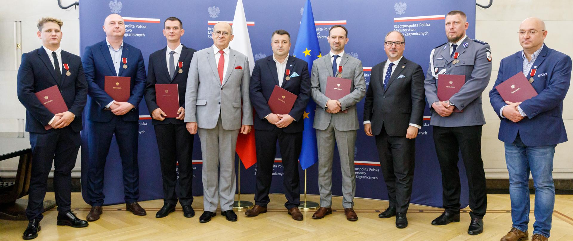 Odznaczenie Bene Merito przyznane przedstawicielom służby medycznej