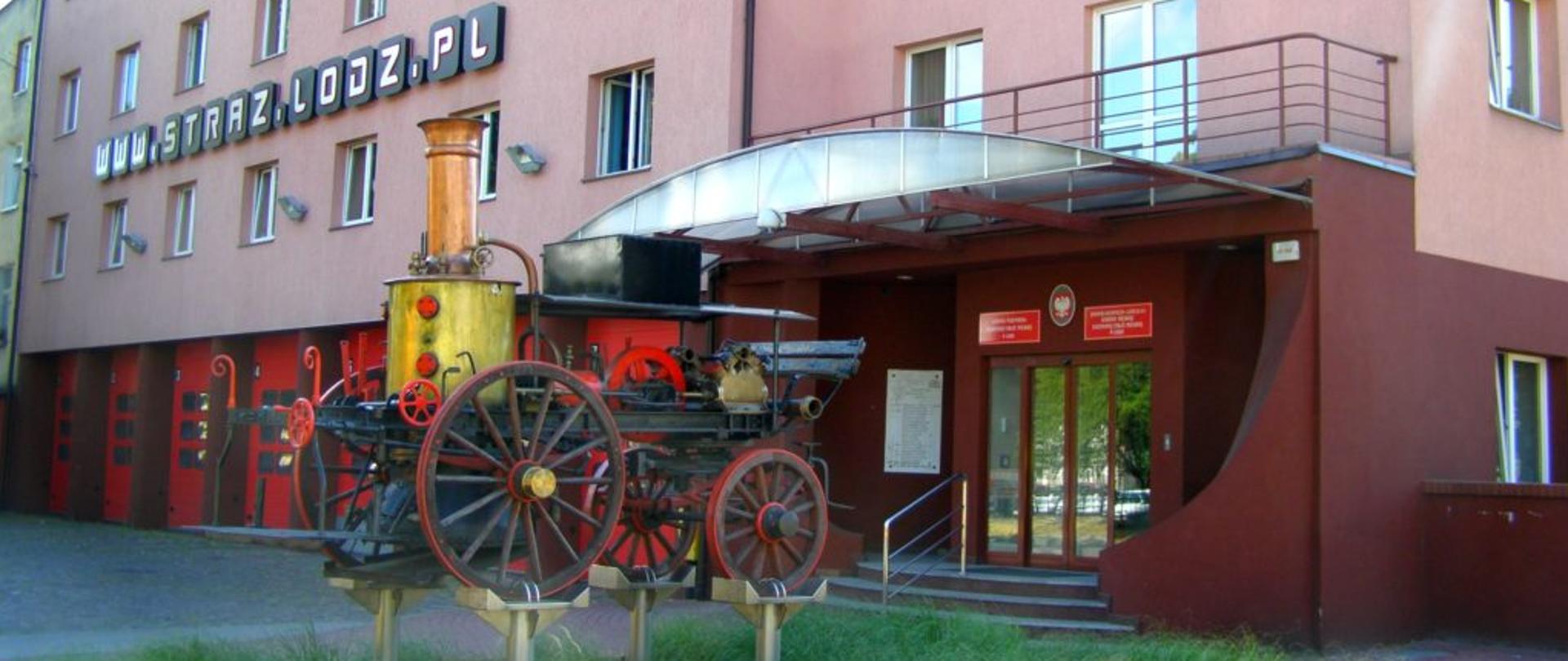 Na zdjęciu budynek Jednostki Ratowniczo-Gaśniczej Nr 3 w Łodzi