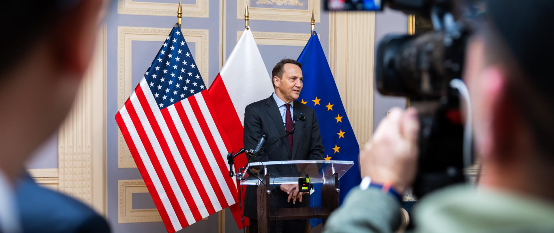 Minister Radosław Sikorski on a visit to United States on 21–25 February