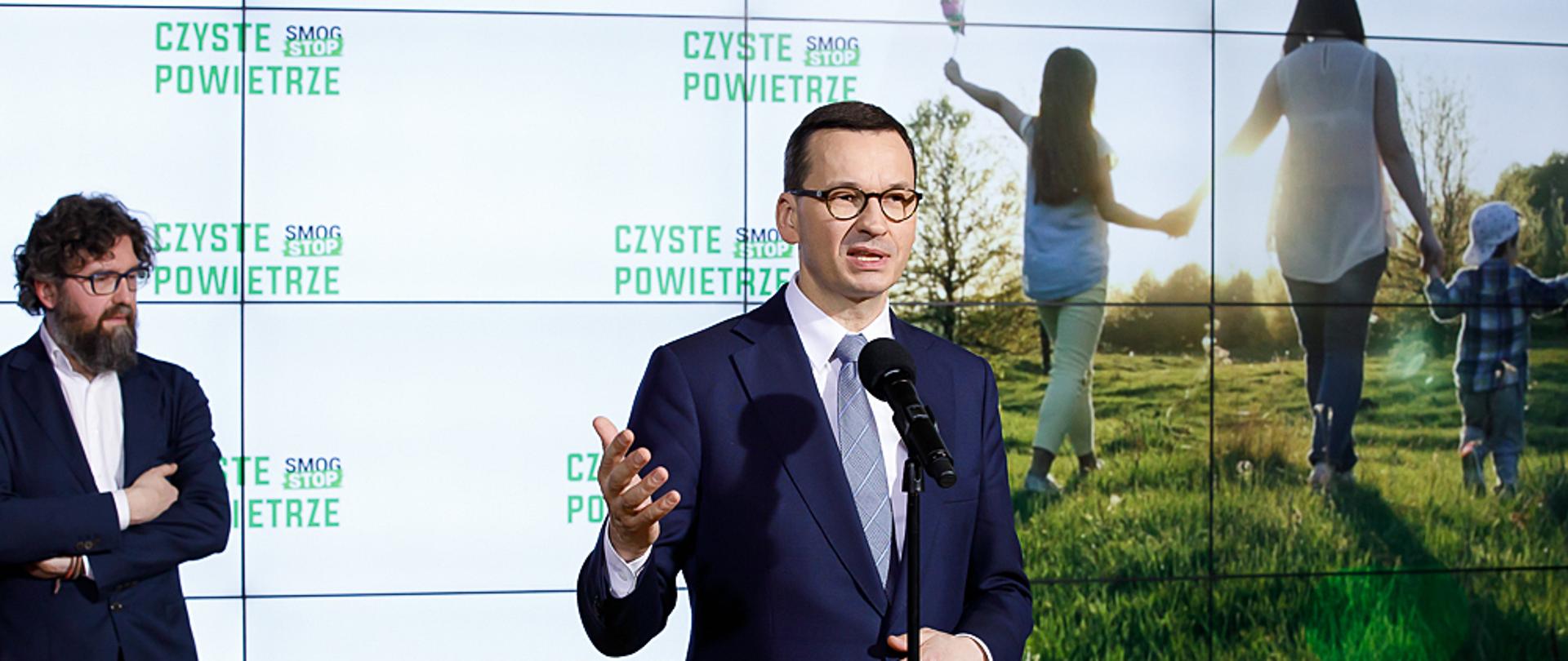 Premier podczas konferencji dot. Programu Czyste Powietrze. 