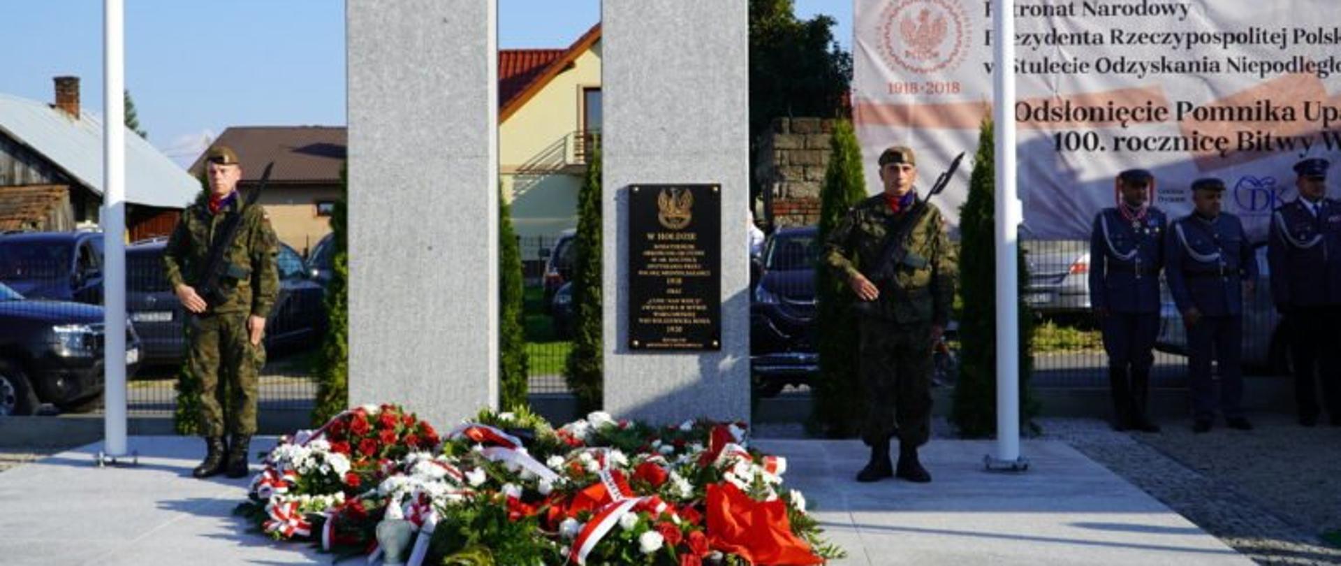 Odsłonięcie w Harcie pomnika upamiętniającego Bitwę Warszawską