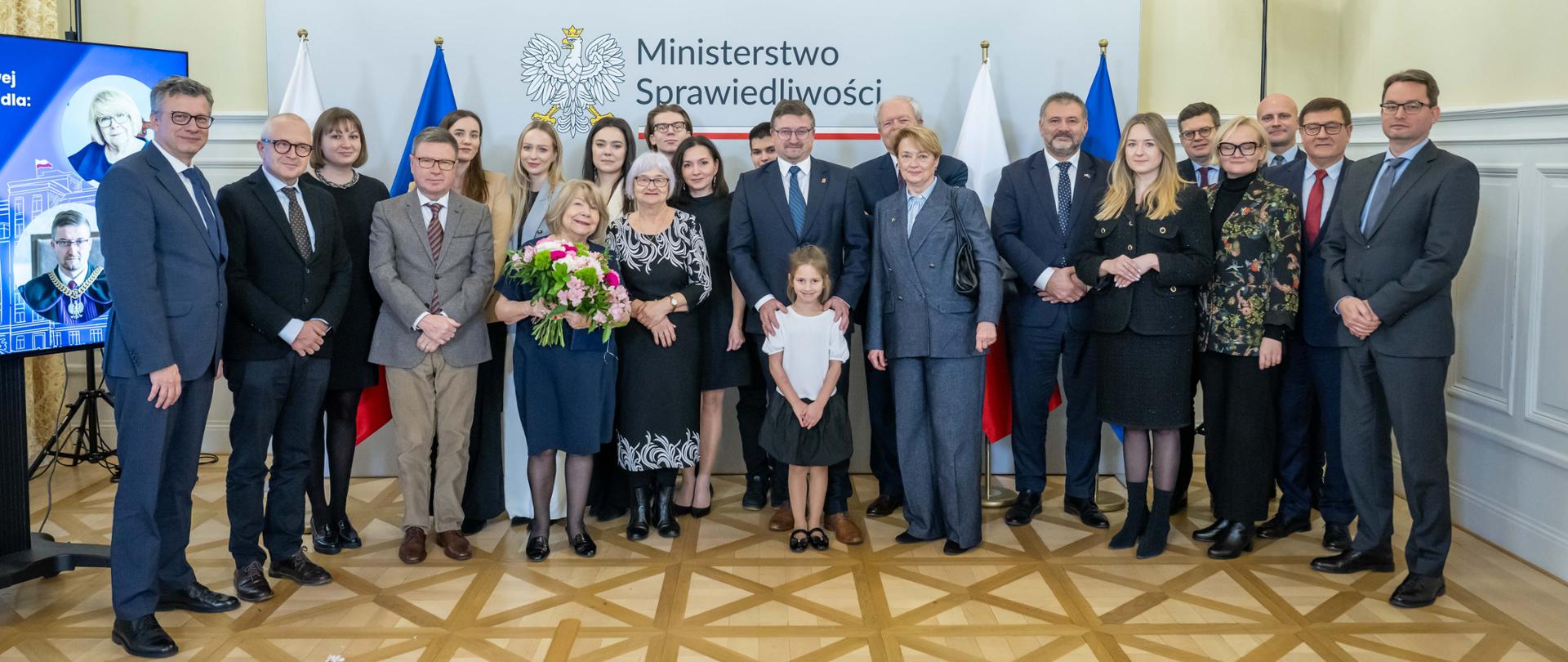 Wręczenie Odznaki Honorowej za Zasługi dla Wymiaru Sprawiedliwości trzem wybitnym prawnikom
