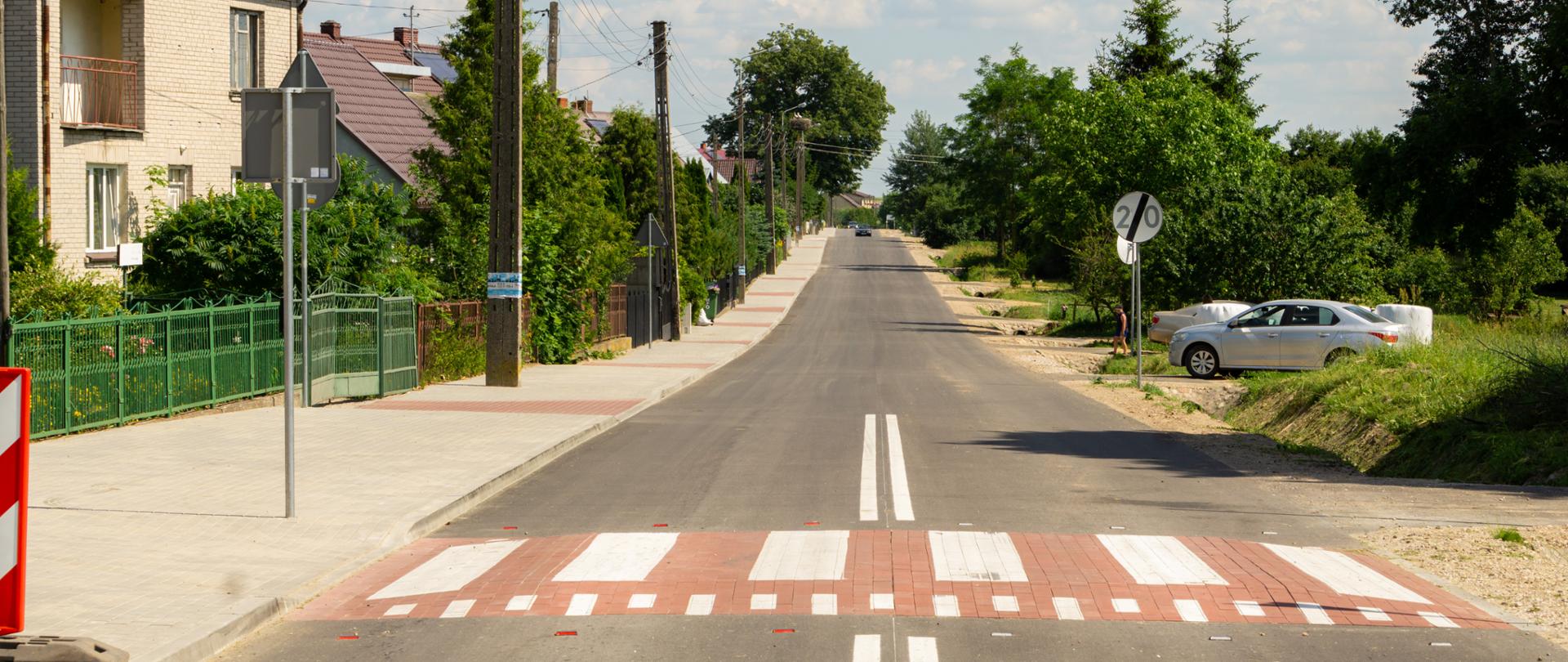 Nowy asfalt w Kędziorowie - kolejna droga wyremontowana dzięki rządowemu wsparciu
