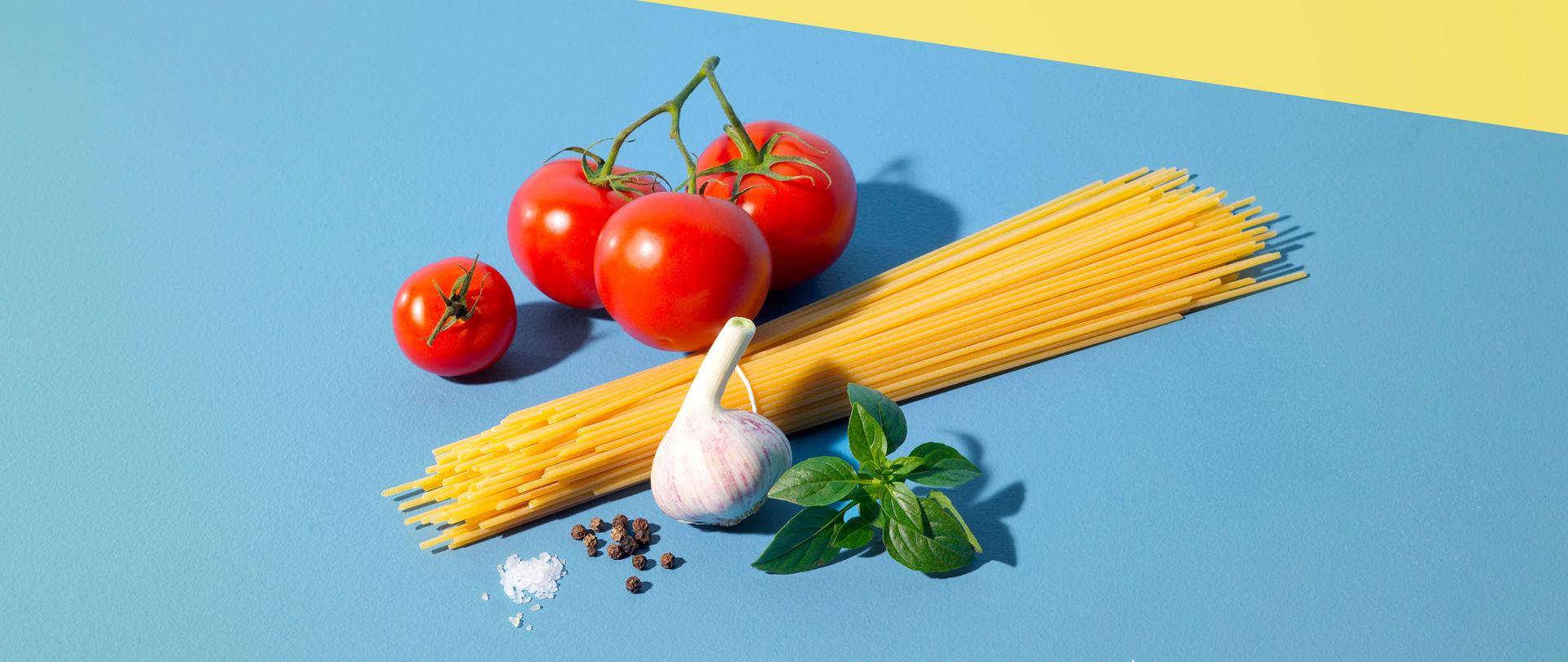 Europejski Urząd ds. Bezpieczeństwa Żywności (EFSA) - grafika z żywnością na niebieskim tle, logo efsa