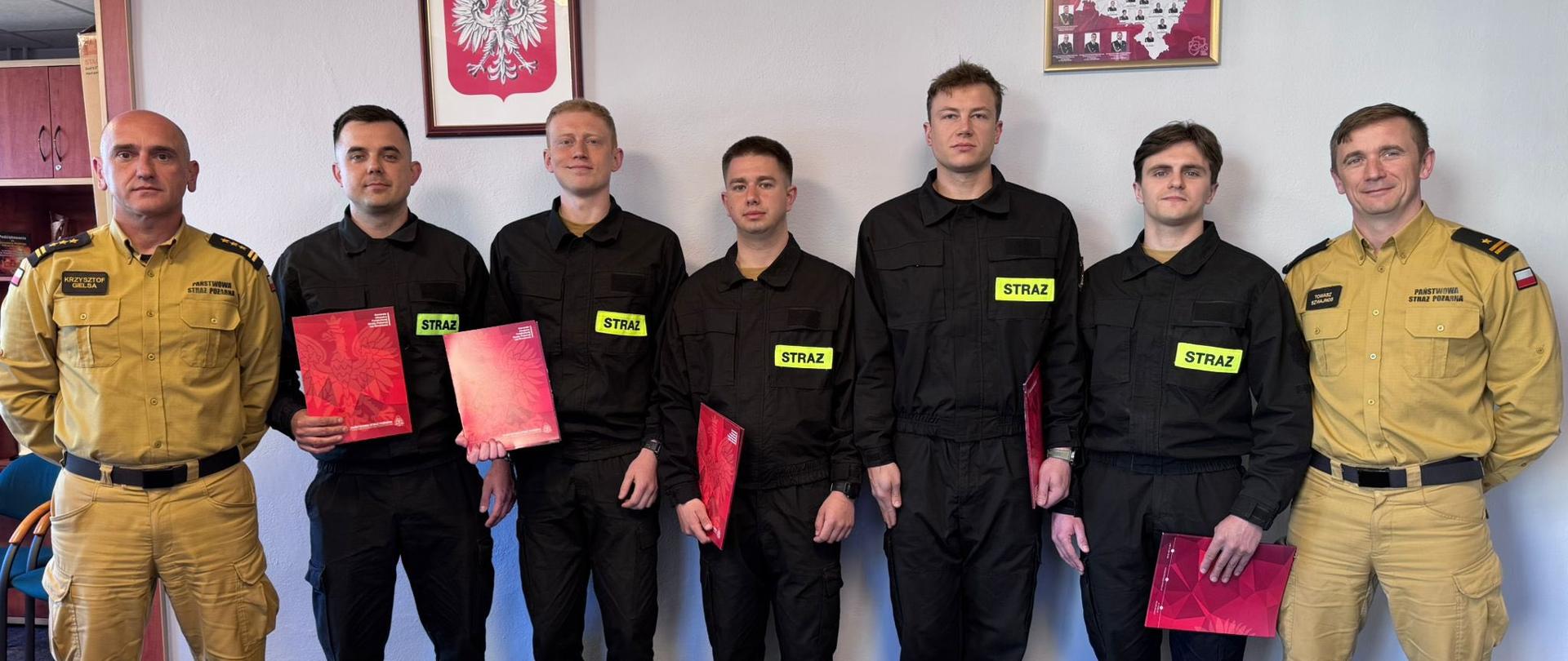Ślubowanie nowo przyjętych strażaków