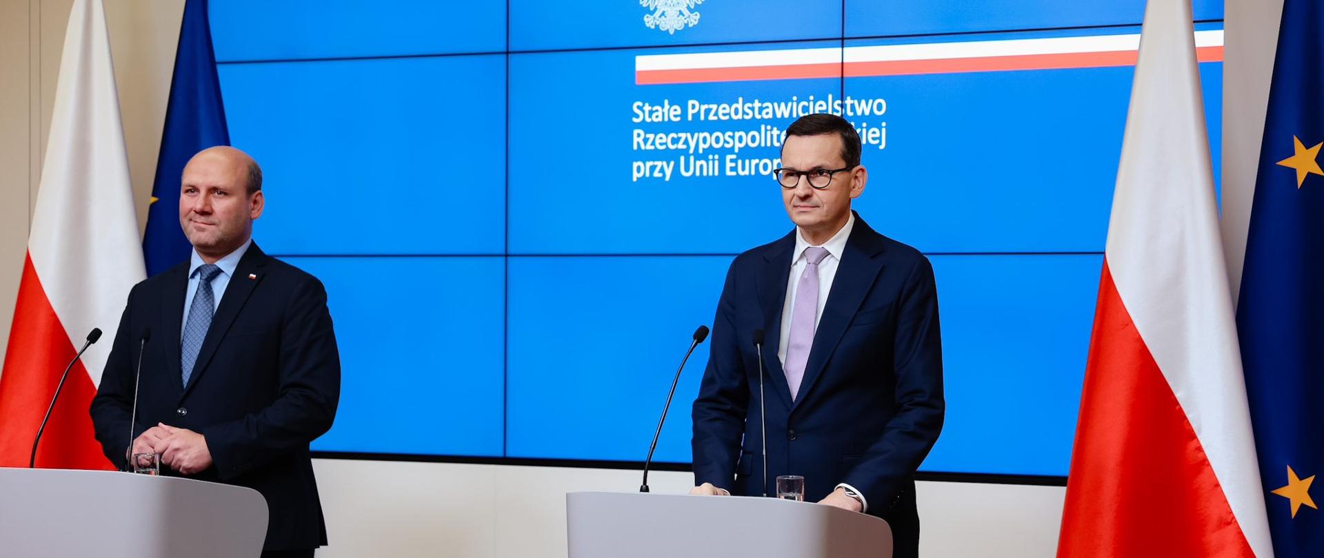 Premier Mateusz Morawiecki podczas konferencji prasowej po Szczycie RE.