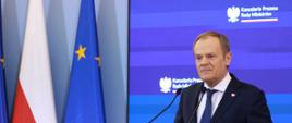 Premier Donald Tusk podczas konferencji prasowej.
