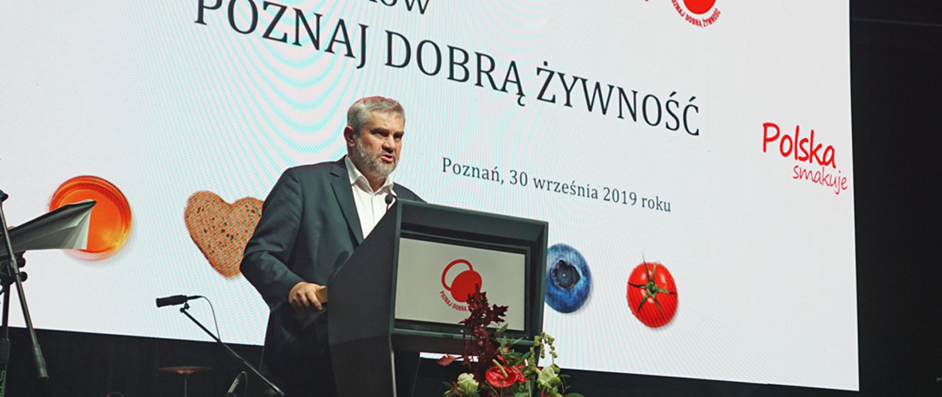 Minister rolnictwa podczas Gali Poznaj Dobrą Żywność