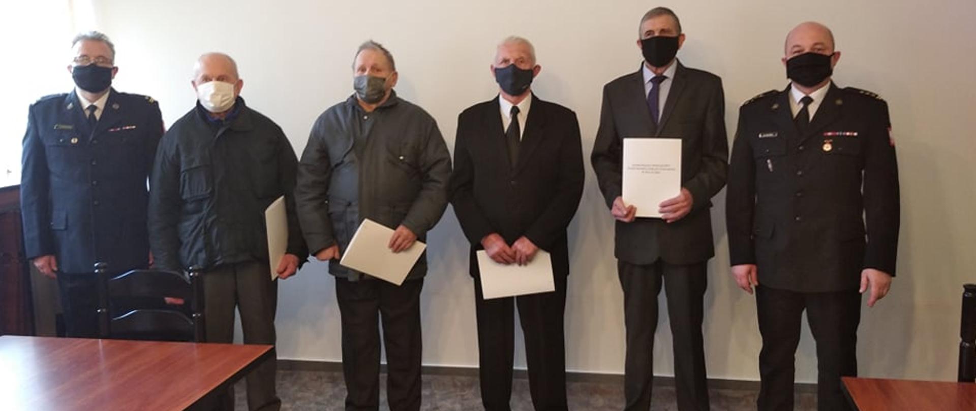 Wręczenie pierwszych Decyzji strażakom OSP dotyczących świadczenia ratowniczego