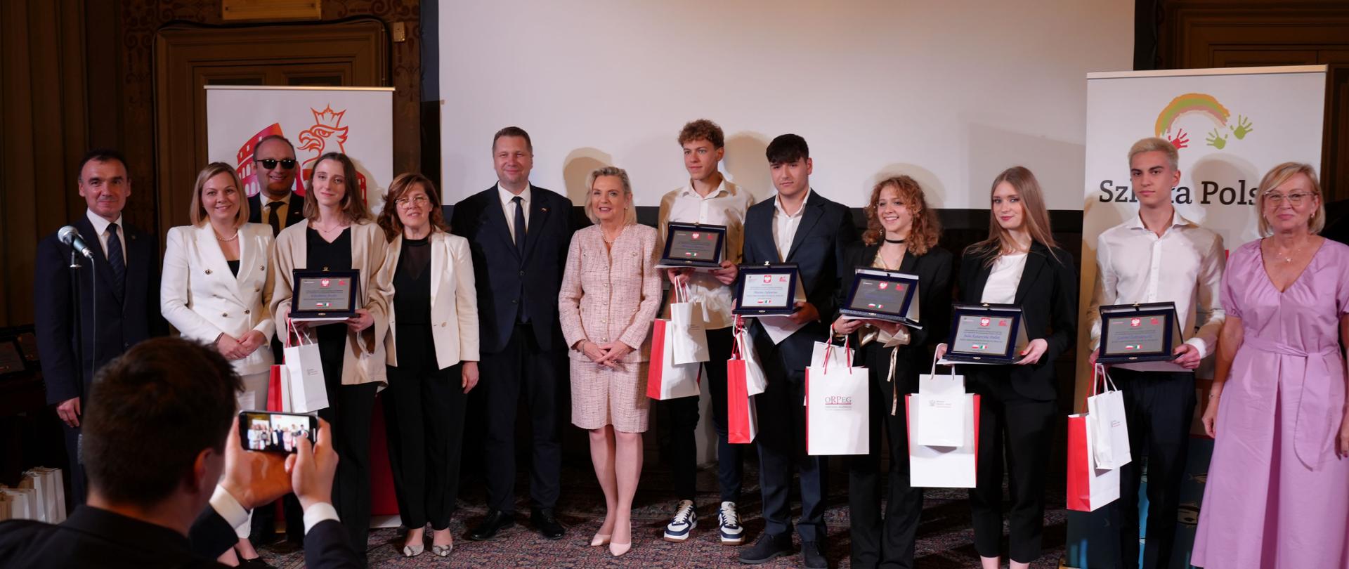 Uroczyste rozdanie świadectw absolwentom Szkoły Polskiej w Rzymie