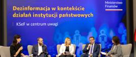 Dezinformacja w kontekście działań instytucji państwowych - KSeF w centrum uwagi - na zdjęciu uczestnicy debaty