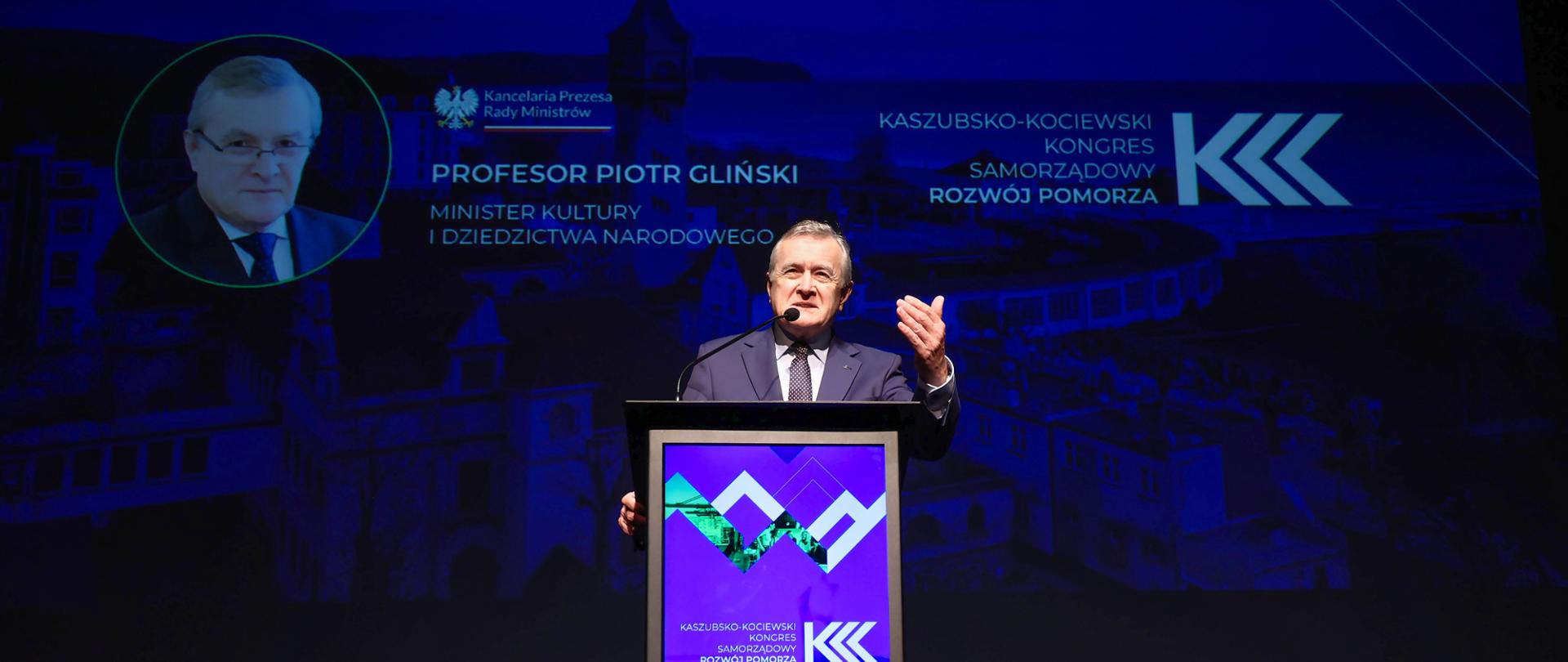 I Kaszubsko-Kociewski Kongres Samorządowy w Wejherowie z udziałem ministra kultury prof. Piotra Glińskiego, fot. PAP/Piotr Matusewicz
