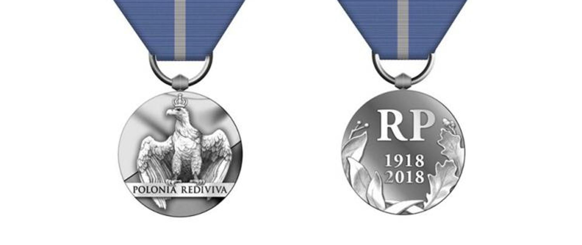 Medal Stulecia Odzyskanej Niepodległości, na awersie orzeł w koronie i napis POLONIA REDIVIVA, na rewersie RP 1918 2018