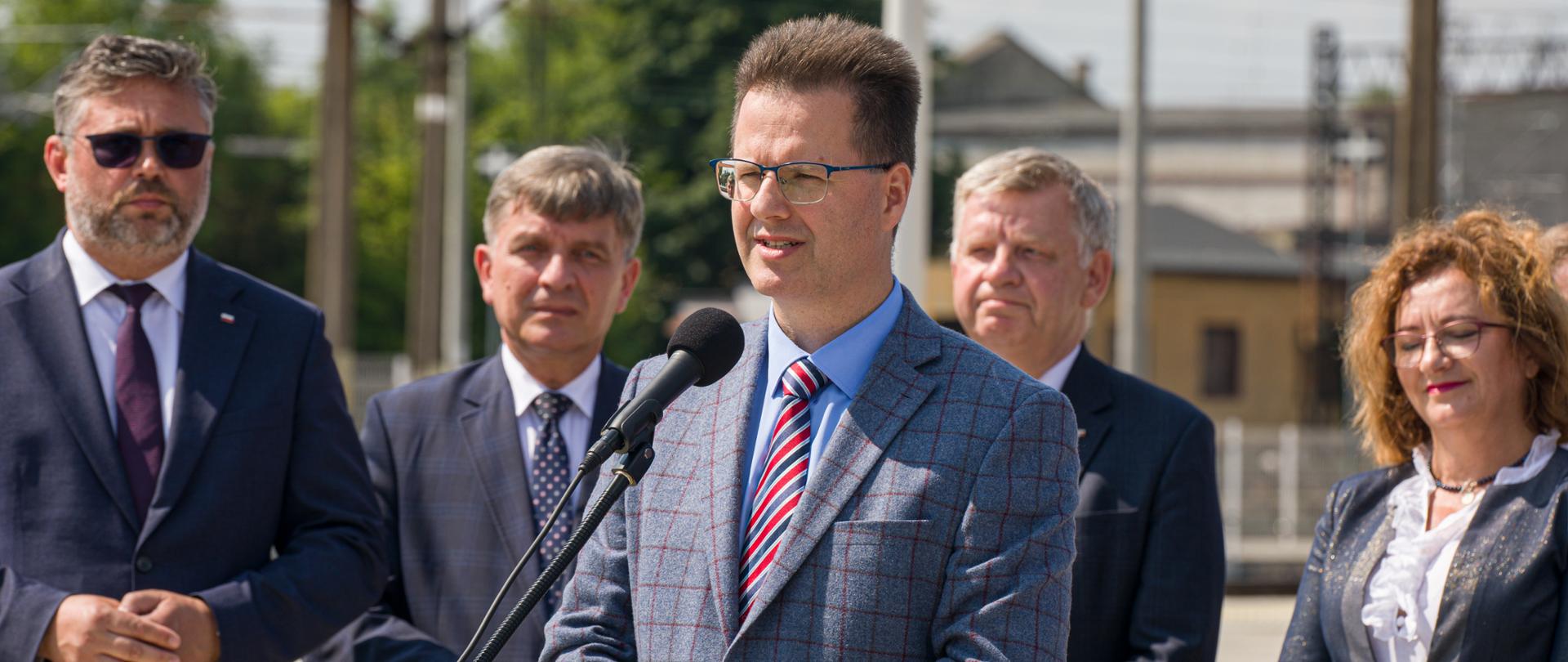 Kolej Plus: lepsze połączenie kolejowe Tomaszowa Mazowieckiego z Kielcami